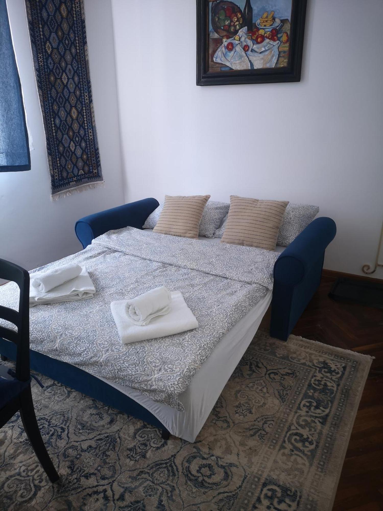 Weisz Apartment-City Center-Free Private Parking,Wifi,Ac 카레이 외부 사진
