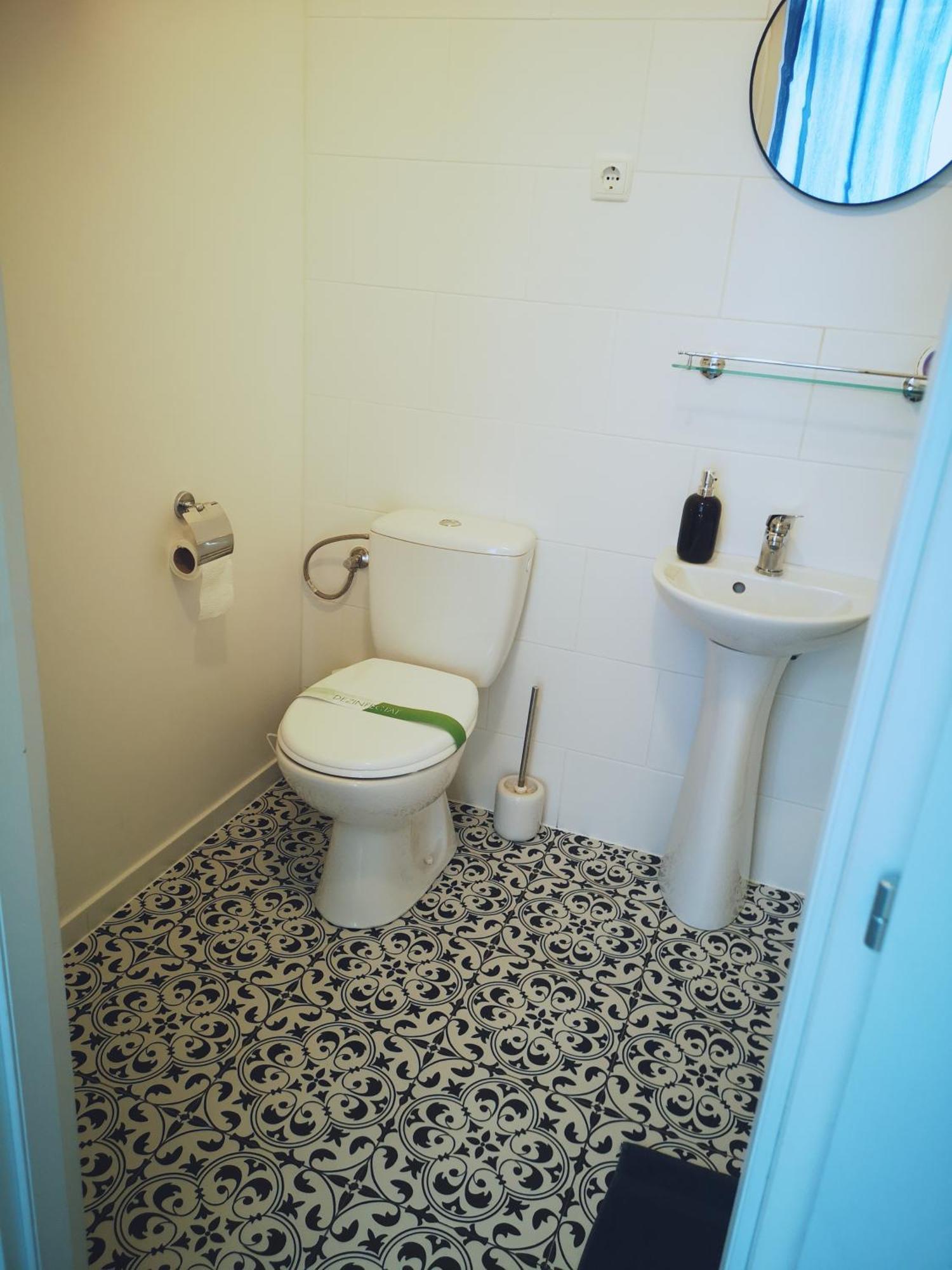 Weisz Apartment-City Center-Free Private Parking,Wifi,Ac 카레이 외부 사진